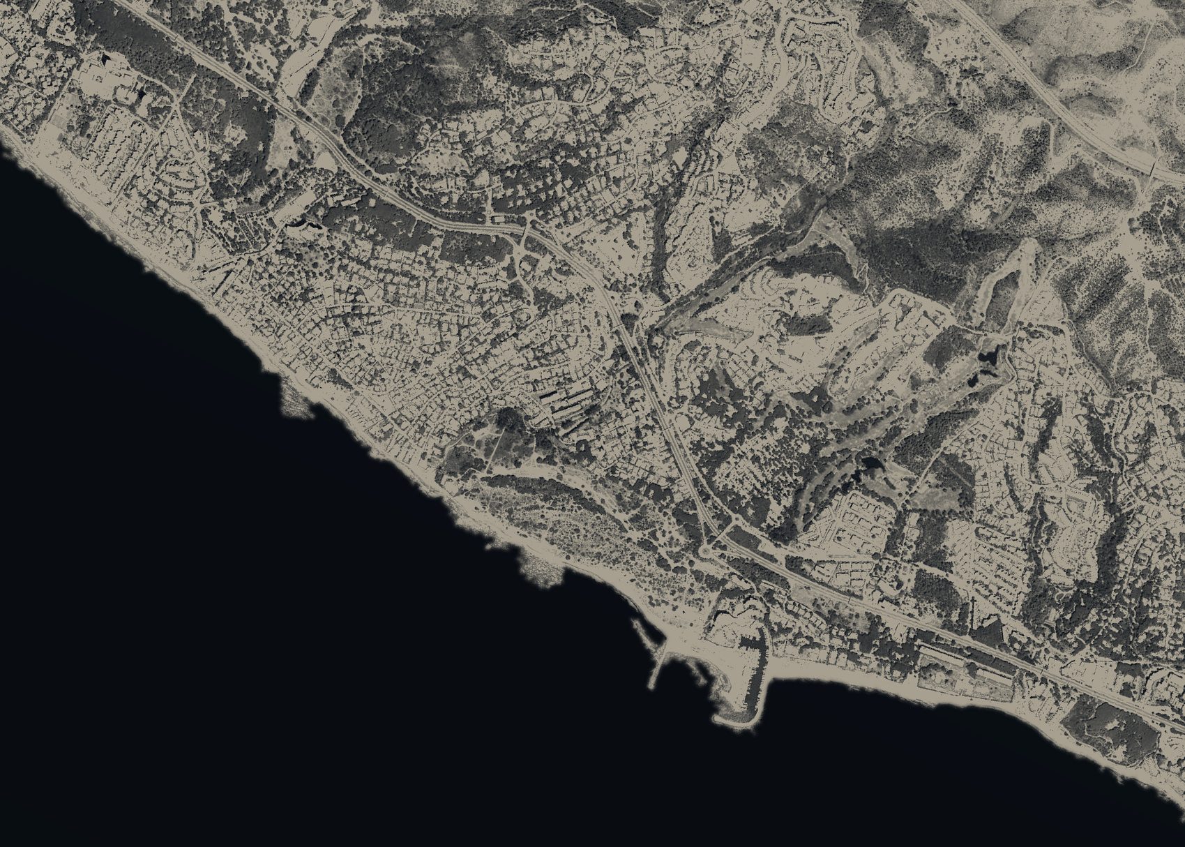 Aerial map of Artola, the protected dunes and the eastern end of the Marbella coast, with numbered places