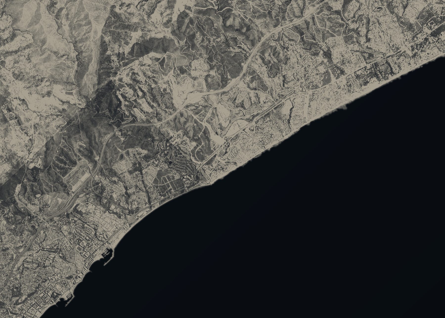 Aerial map of Bahía de Marbella and the coast east of Marbella, with numbered places