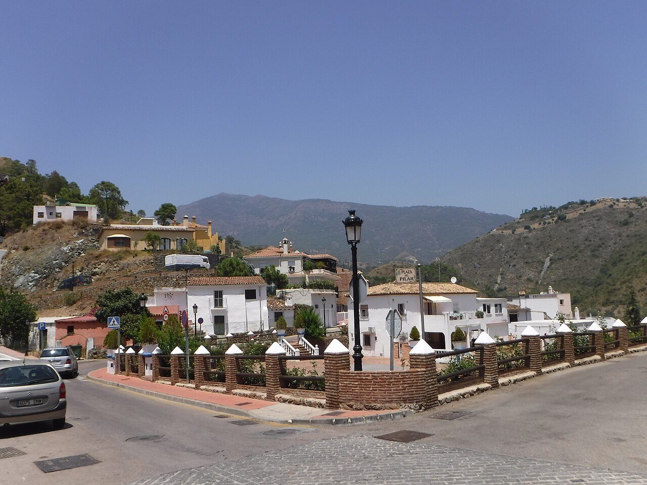 Benahávís village, one of the municipalities absorbing Costa del Sol population growth
