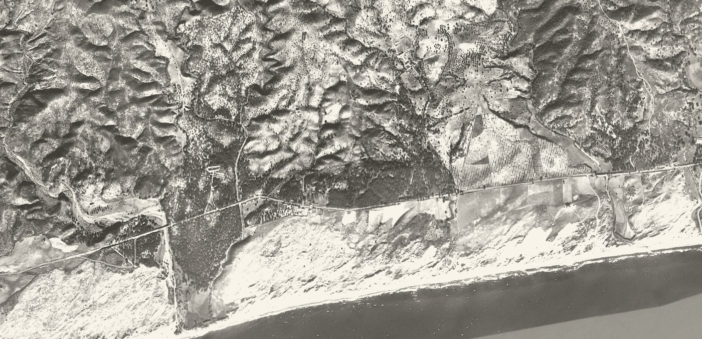 The Costabella coast in 1956, field boundaries and the dune line