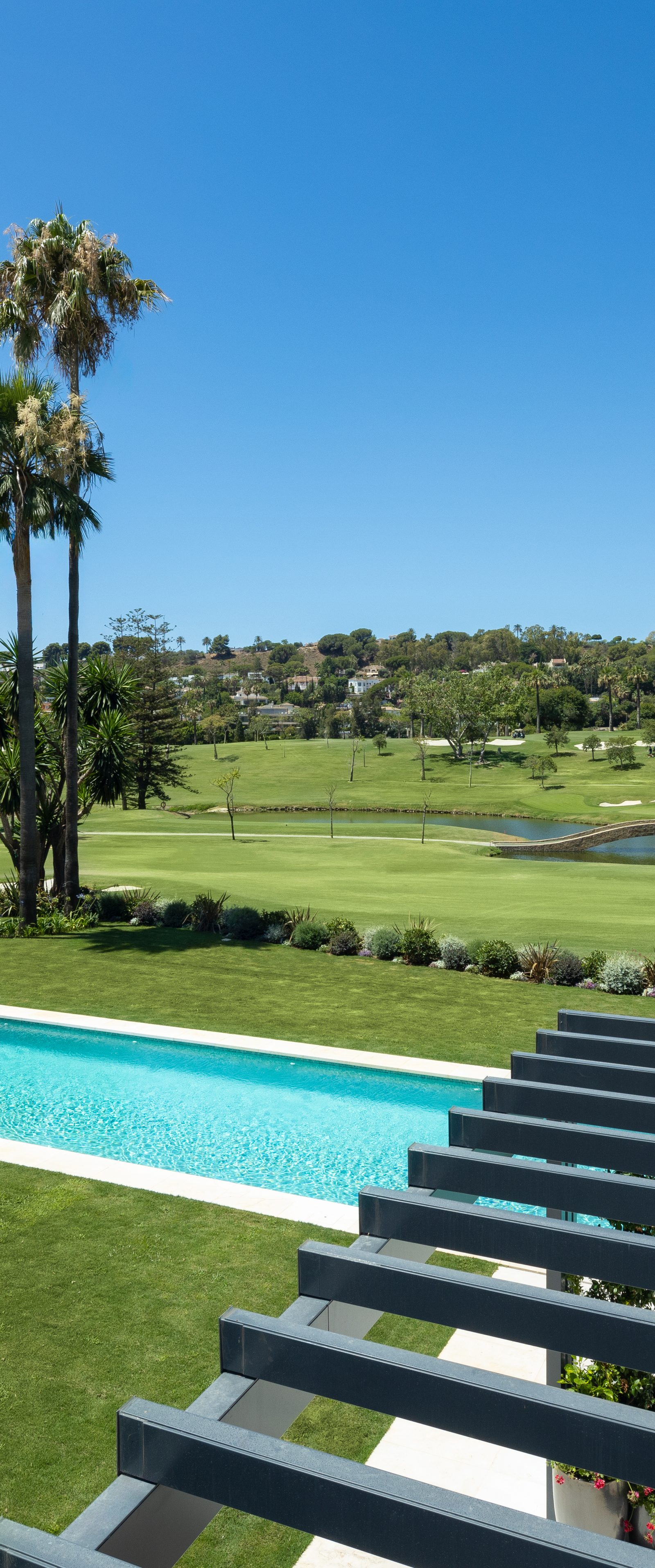 A villa in the Golf Valley, Nueva Andalucía