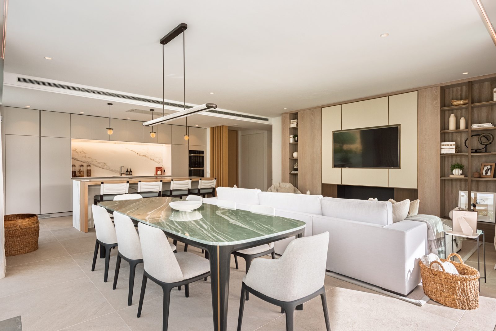 Refurbished open plan living and dining room in a Marbella apartment