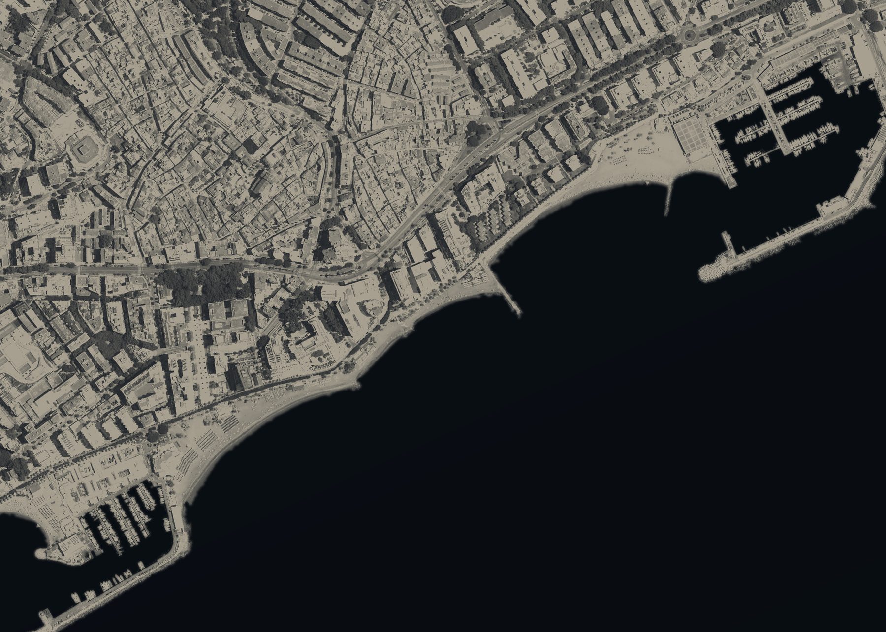 Aerial map of Marbella Old Town, the Alameda and the harbours, with numbered places