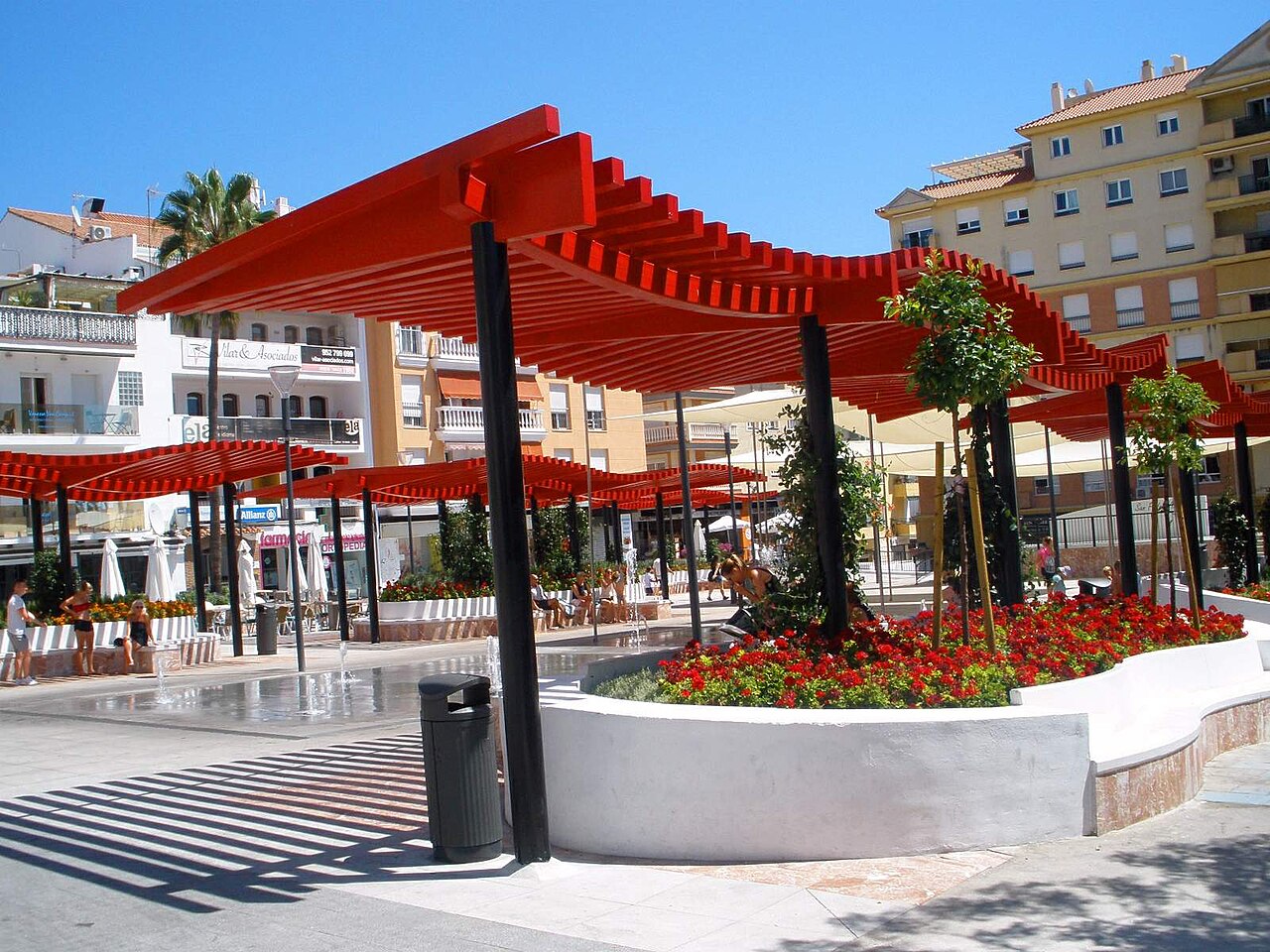 Plaza de la Iglesia in San Pedro Alcántara, the town centre a short walk from Ensanche Norte