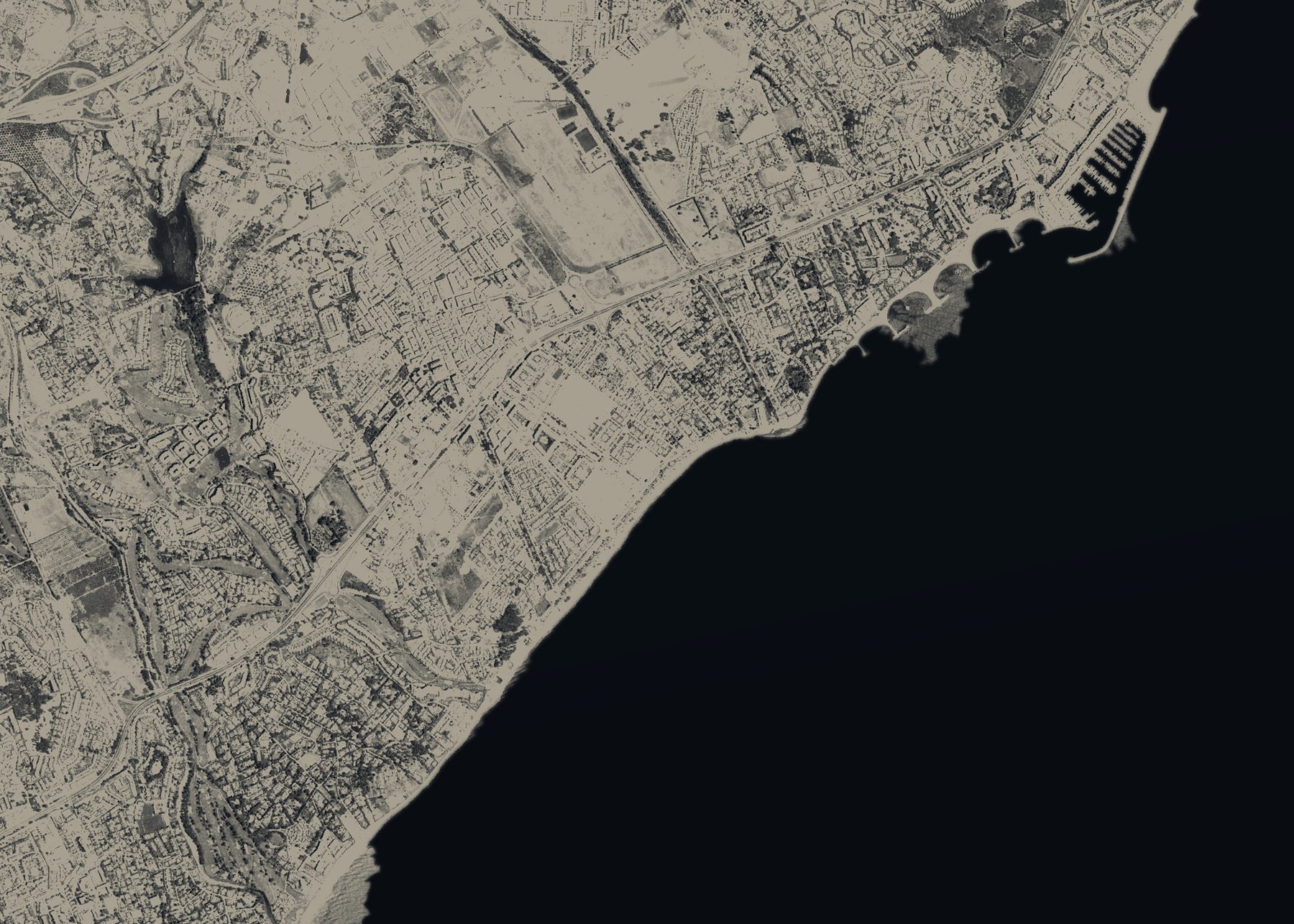 Aerial map of San Pedro de Alcántara and the coast between Guadalmina and Puerto Banús, with numbered places