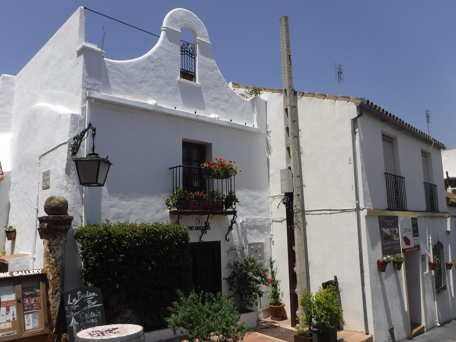 A whitewashed street in Benahavís village