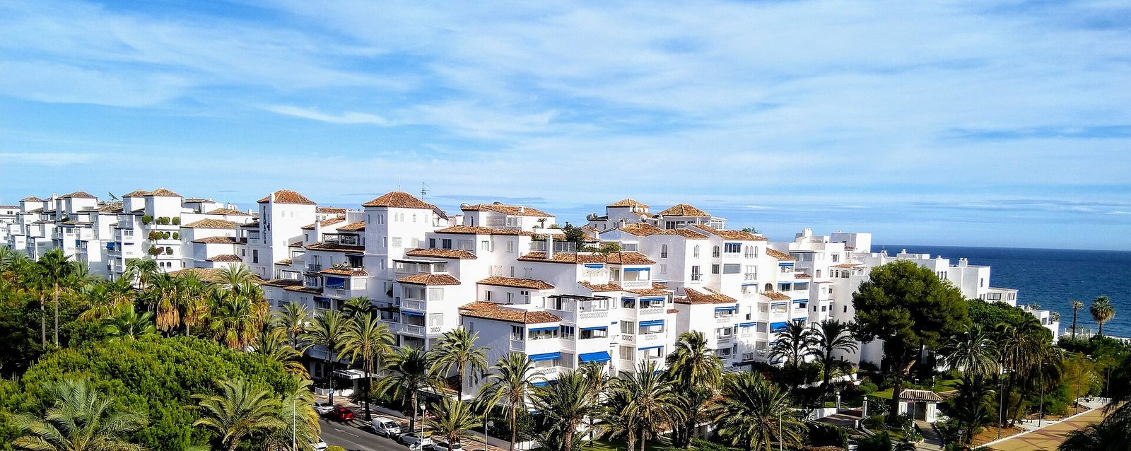Apartments near Puerto Banús in Nueva Andalucía, Marbella