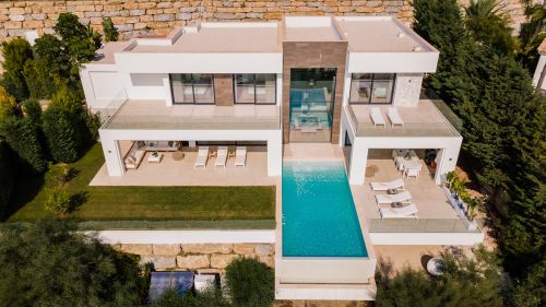 3 bedroom villa for sale in La Alqueria, Benahavis