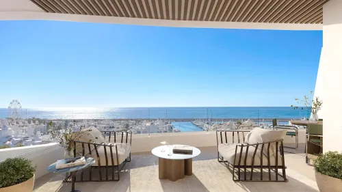 Homes caressed by the Mediterranean breeze