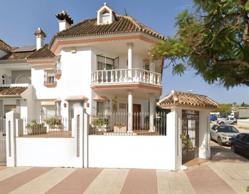 Semi Detached House for sale in San Pedro de Alcantara