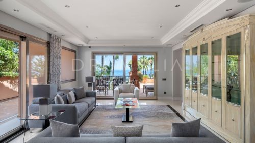 Luxurious duplex penthouses, Puerto Banús