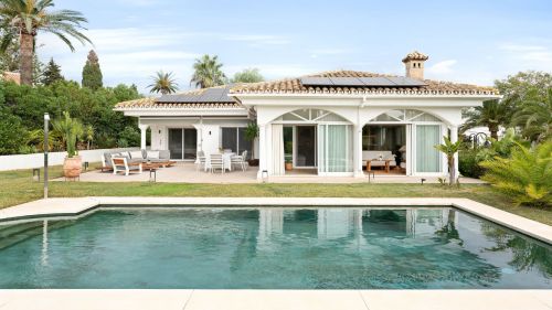 Elegant Villa with Mediterranean Charm.