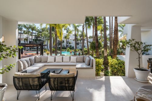 Luxury Living, Prime Location