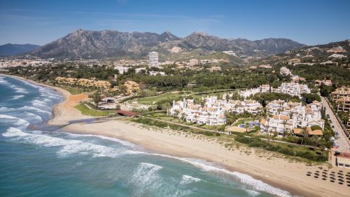 Apartment in Frontline Beach Los Monteros, Marbella East