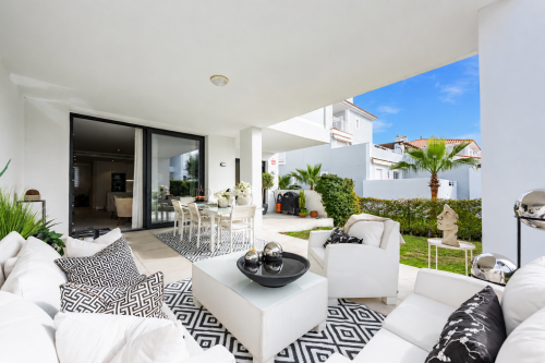 2 bedroom apartment for sale in Cortijo del Golf, Estepona East