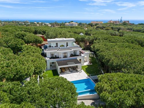 Elegant Villa In Peaceful Marbella