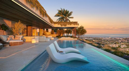 Luxury Villa With Sea Views