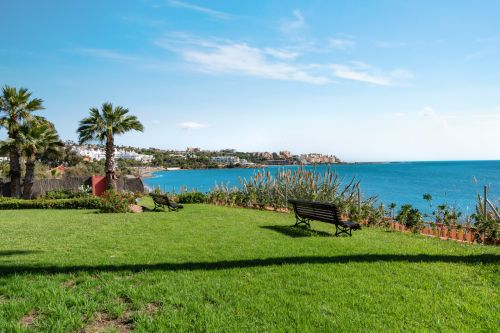 Renovation Opportunity By The Sea
