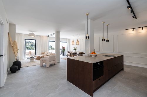 Fully refurbished spacious apartment with sea, golf and mountain views in La Quinta Golf