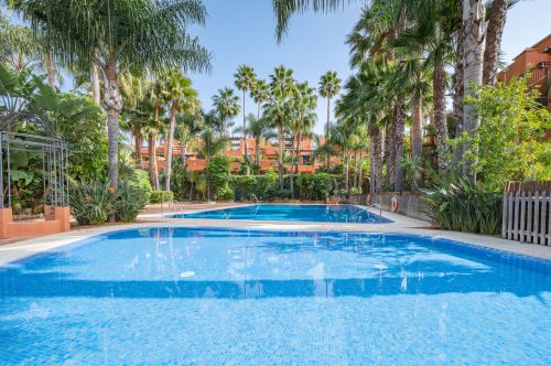 Townhouse  exclusive residential complexes on Marbella’s Golden Mile