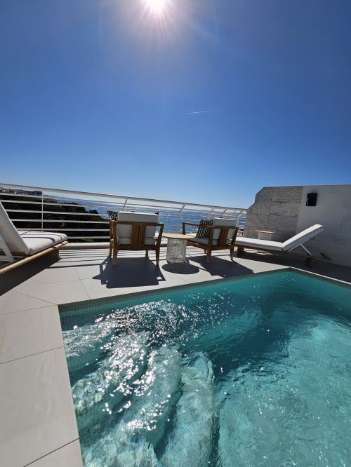 Stunning Duplex Penthouse with Private Pool – Marina Mariola, Marbella