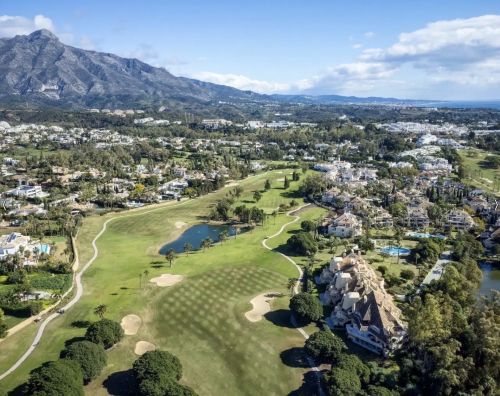 Duplex for sale in Las Brisas Country Club Nueva Andalucia