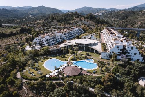 Apartment for sale in Benahavis