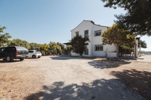 Villa for sale in Estepona