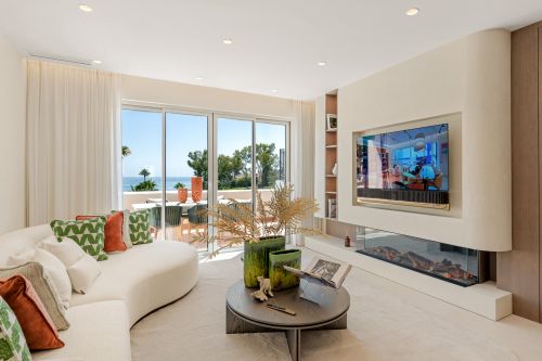 Completely renovated house with unobstructed sea views.