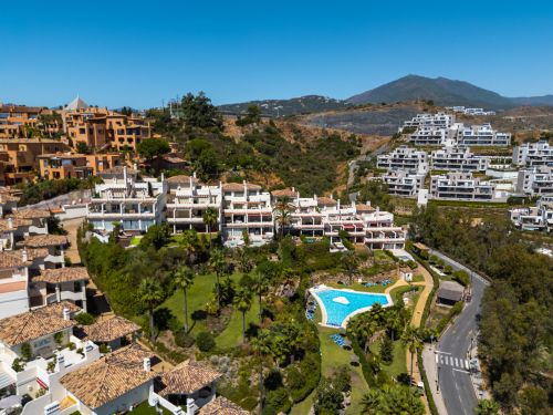 Luxury Renovated Apartment Nueva Andalucía