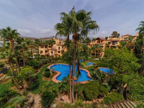 Spacious 3-Bedroom Apartment in Exclusive Gated Urbanisation with 24-Hour Security