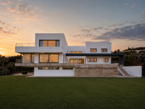 Villa Magnolia: Luxury Villa for Sale in La Reserva, Sotogrande