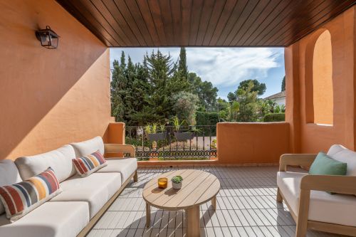 2 bedroom apartment for sale in New Golden Mile, Estepona East