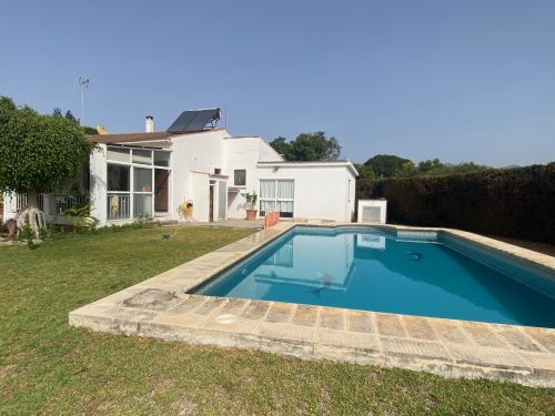 Villa for sale in El Velerin, Estepona East