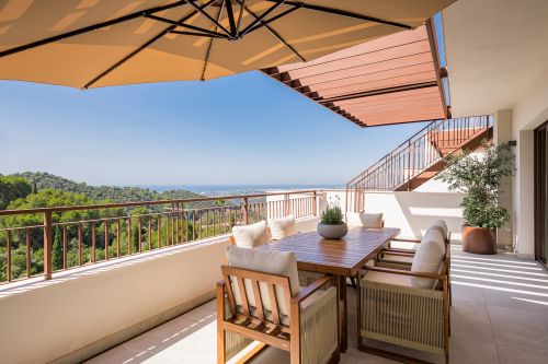 Almazara Hills Penthouse Retreat