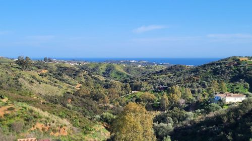 Plot with partial sea views for sale in La Reserva de la Cala Golf