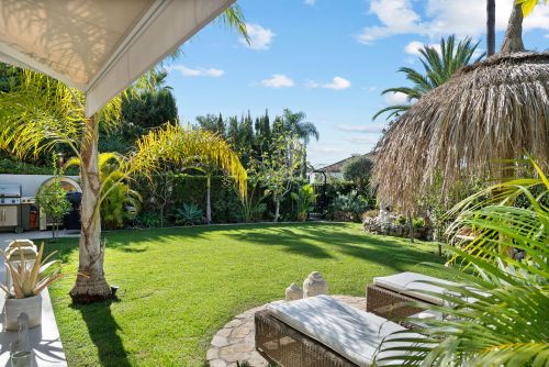 Elegant Golfside Townhouse