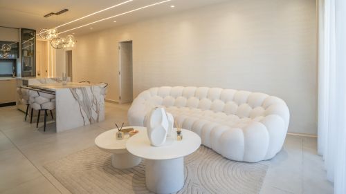 Exquisite Luxury Apartment with Expansive Terrace and Smart Home Features