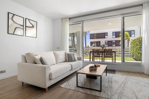 3 bedroom ground floor apartment for rent in Cancelada, Estepona East