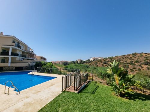 Stylish Ground-Floor Apartment with Pool Access – El Faro, Mijas