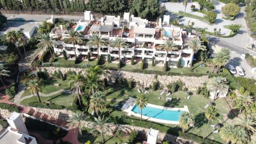 Exclusive Apartment with Panoramic Sea, La Concha Mountain, and New Golden Mile Views