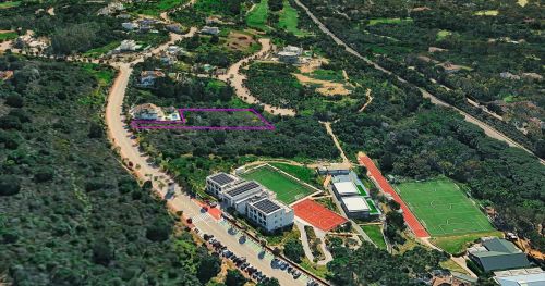 Spacious plot La Reserva