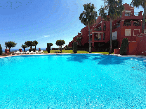 Fabulous Apartment in Monte Halcones