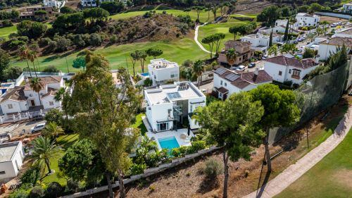 Beautiful contemporary villa on golf course - La Cala Golf