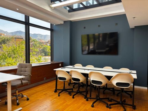 Compact Office Space in Golden Mile Location