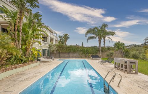 PRIVATE CORNER HOUSE SOTOGRANDE GATED