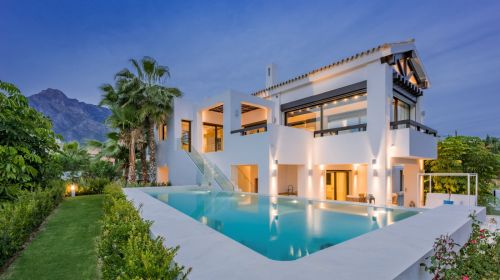 Luxury villa for rent in Puente Romano – Exclusivity and privacy on the Marbella Golden Mile.