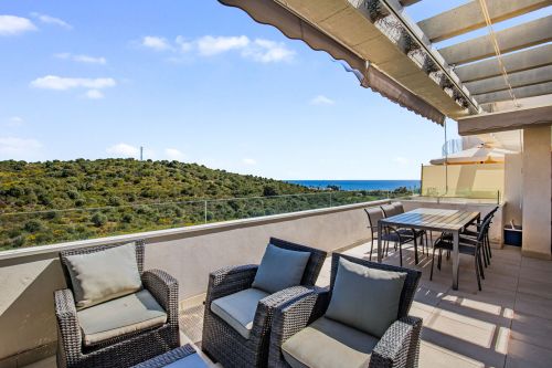 Fully furnished modern 3 Bedroom Duplex Penthouse with Sea Views in Estepona