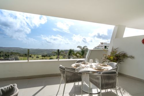Elegant contemporary apartment with panoramic views in Ipanema Homes – Calanova Golf