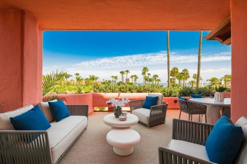 Luxury Beachfront Apartment in Cabo Bermejo, New Golden Mile